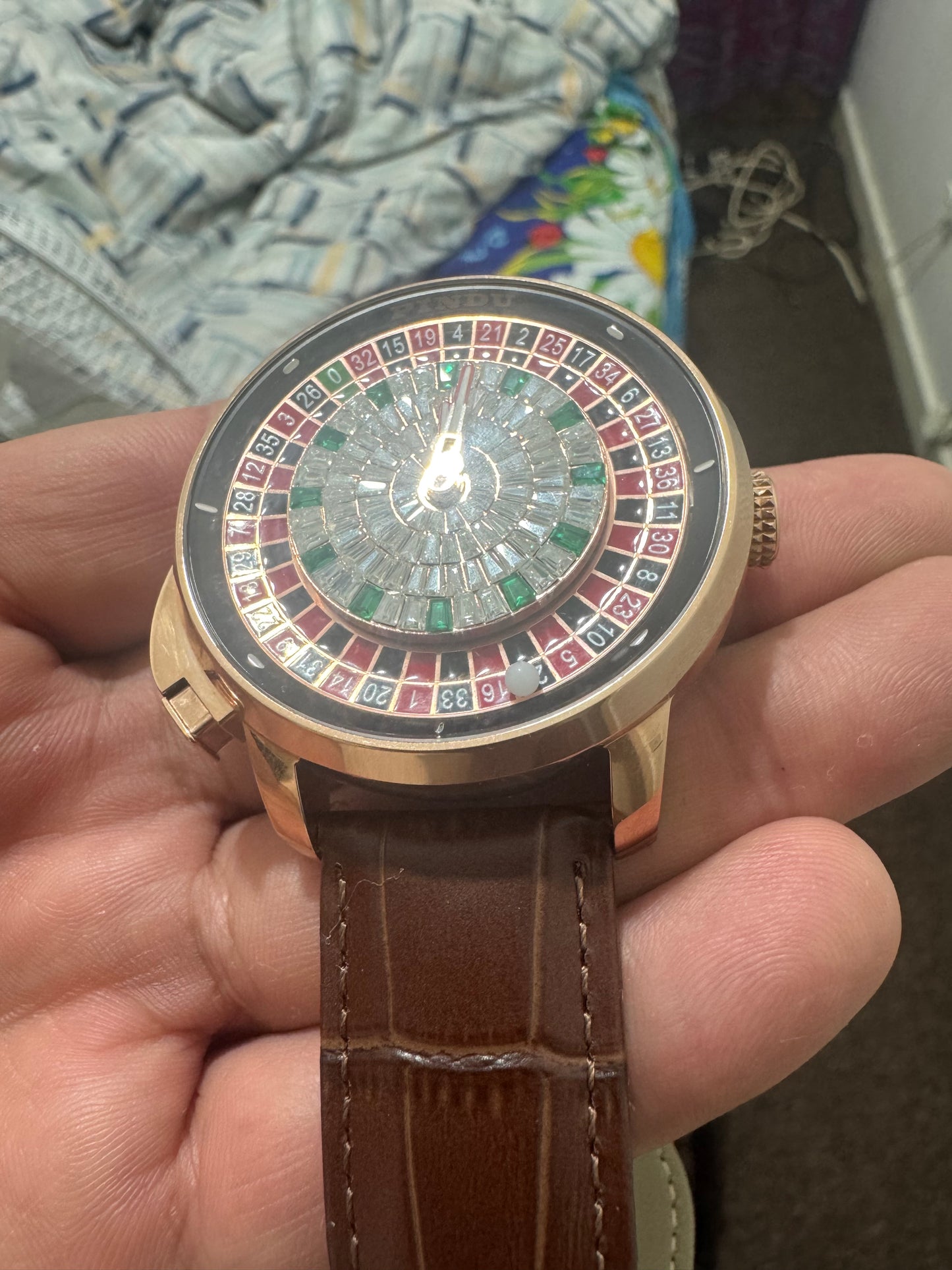 Luxury Men’s Automatic Watch – Sparkling Rhinestone Mechanical Timepiece with Open Heart Running Dial