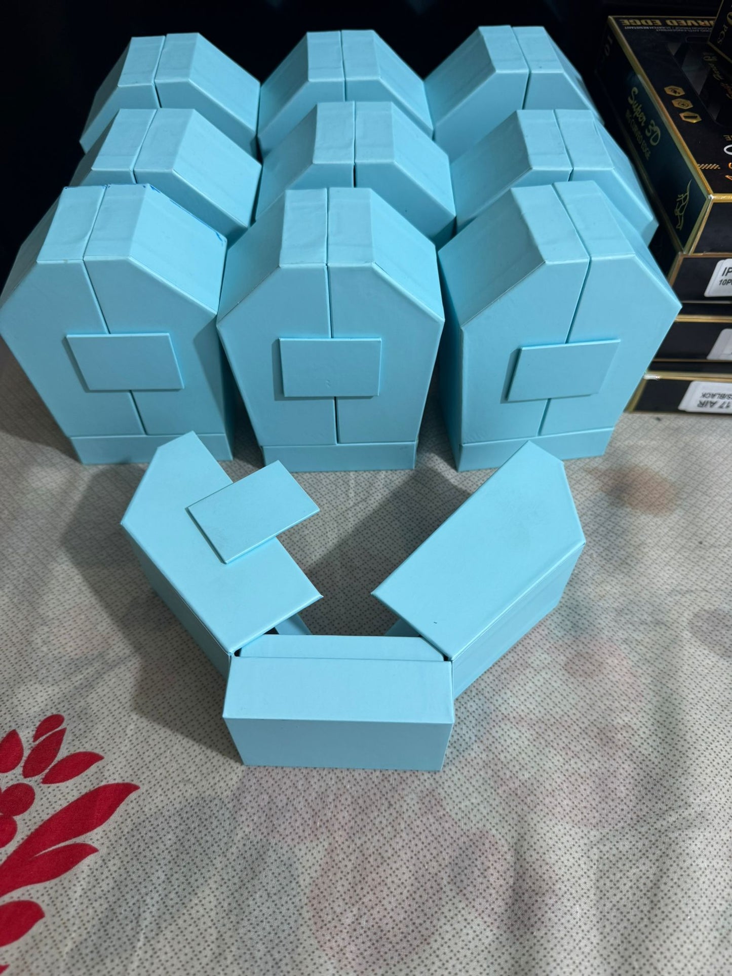 Gift box on sale contact if any want buy lot on discount (Copy) (Copy)